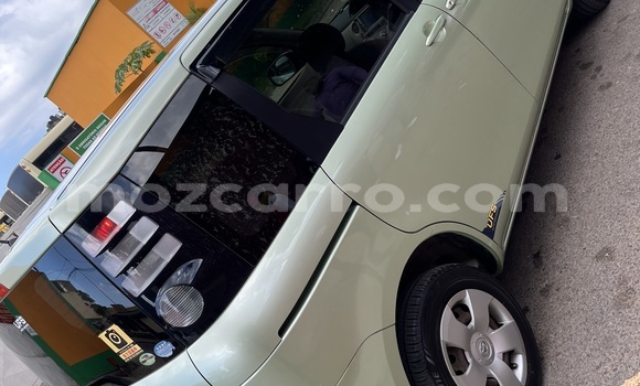 Comprar Novo Toyota Sienta Verde Carro em Moçambique em Nampula Comprar Novo Toyota Sienta Verde Carro em Moçambique em Nampula