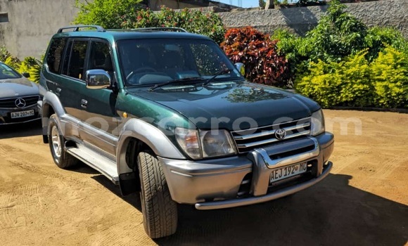 Buy Used Toyota Prado Green Car in Maputo in Maputo Buy Used Toyota Prado Green Car in Maputo in Maputo