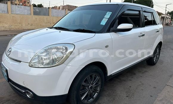 Nunua Ilio tumika Mazda Verisa Nyeupe Gari ndani ya Maputo nchini Maputo Nunua Ilio tumika Mazda Verisa Nyeupe Gari ndani ya Maputo nchini Maputo