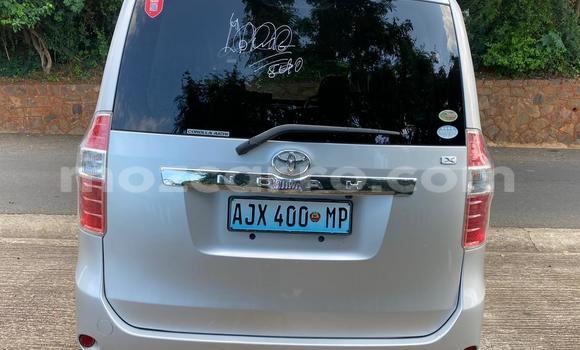 Buy Used Toyota Noah Silver Car in Maputo in Maputo Buy Used Toyota Noah Silver Car in Maputo in Maputo