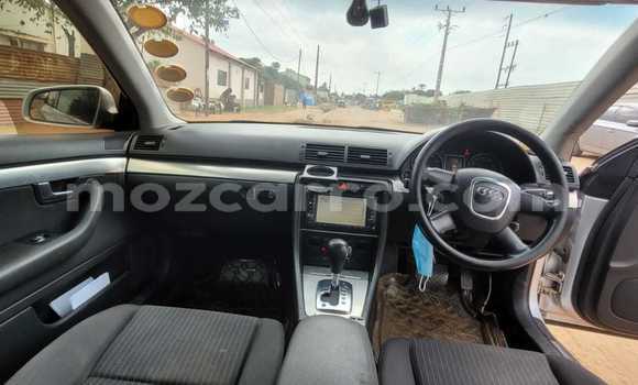 Comprar Usado Audi A4 Prata Carro em Maputo em Maputo Comprar Usado Audi A4 Prata Carro em Maputo em Maputo