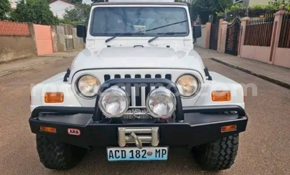 Buy Used Jeep Wrangler White Car in Maputo in Maputo Buy Used Jeep Wrangler White Car in Maputo in Maputo