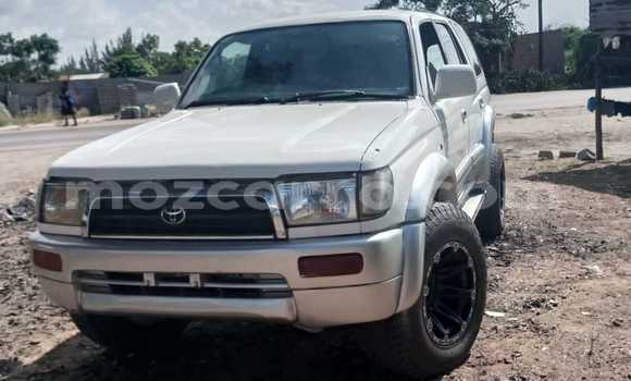 Nunua Ilio tumika Toyota Hilux Surf Nyeupe Gari ndani ya Maputo nchini Maputo Nunua Ilio tumika Toyota Hilux Surf Nyeupe Gari ndani ya Maputo nchini Maputo