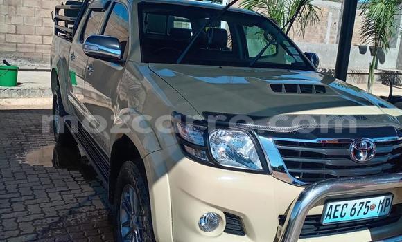 Buy Used Toyota Hilux Beige Car in Maputo in Maputo Buy Used Toyota Hilux Beige Car in Maputo in Maputo