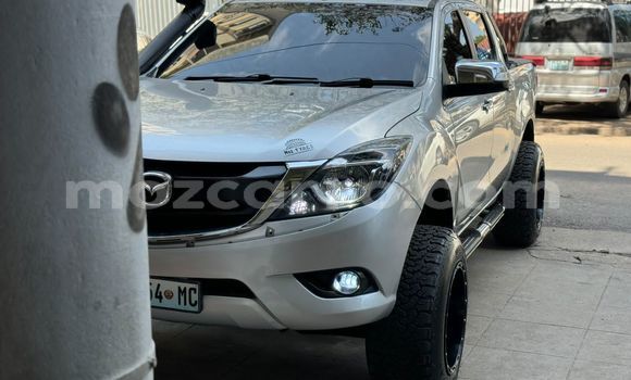 Nunua Ilio tumika Mazda BT-50 Fedha Gari ndani ya Maputo nchini Maputo
