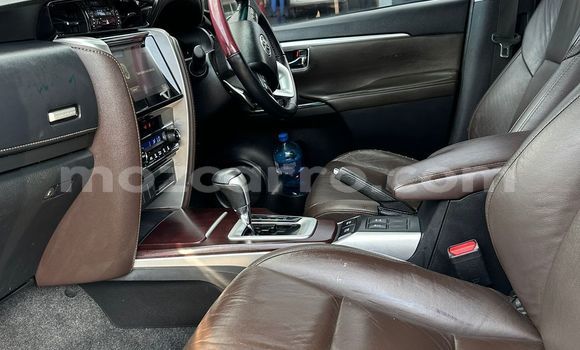 Comprar Novo Toyota Fortuner Branco Carro em Maputo em Maputo Comprar Novo Toyota Fortuner Branco Carro em Maputo em Maputo