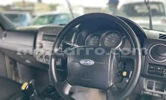 Tenga Tsaru Ford Ranger Zvimwe Mota in Maputo in Maputo Tenga Tsaru Ford Ranger Zvimwe Mota in Maputo in Maputo