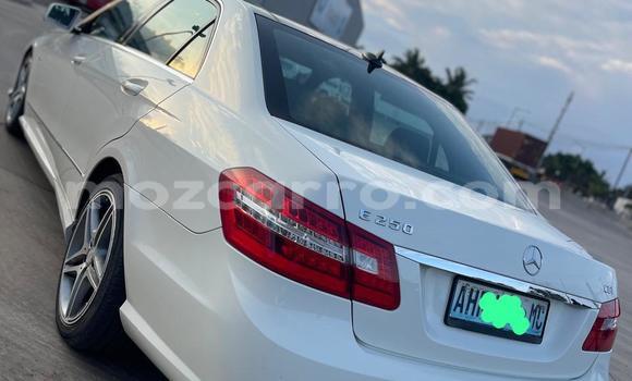 Comprar Usado Mercedes-Benz E-Classe Branco Carro em Maputo em Maputo Comprar Usado Mercedes-Benz E-Classe Branco Carro em Maputo em Maputo