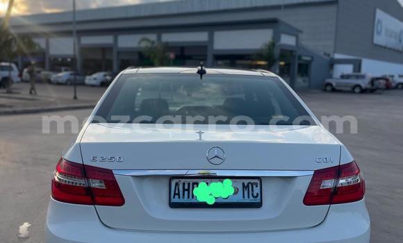 Comprar Usado Mercedes-Benz E-Classe Branco Carro em Maputo em Maputo Comprar Usado Mercedes-Benz E-Classe Branco Carro em Maputo em Maputo