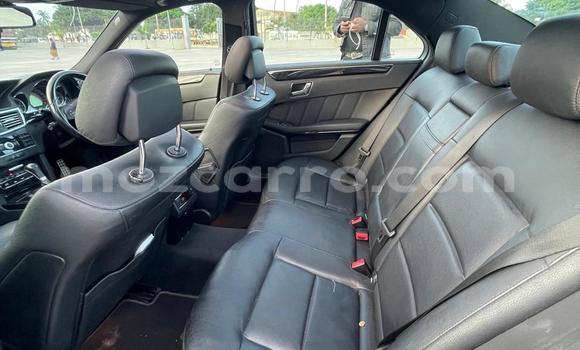 Comprar Usado Mercedes-Benz E-Classe Branco Carro em Maputo em Maputo Comprar Usado Mercedes-Benz E-Classe Branco Carro em Maputo em Maputo
