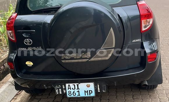 Nunua Ilio tumika Toyota RAV4 Nyeusi Gari ndani ya Maputo nchini Maputo Nunua Ilio tumika Toyota RAV4 Nyeusi Gari ndani ya Maputo nchini Maputo