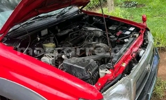 Tenga Tsaru Toyota Hilux Surf Tsvuku Mota in Maputo in Maputo Tenga Tsaru Toyota Hilux Surf Tsvuku Mota in Maputo in Maputo