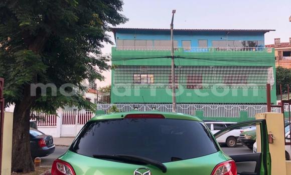 Buy Used Mazda Demio Green Car in Maputo in Maputo Buy Used Mazda Demio Green Car in Maputo in Maputo