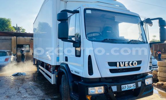 Comprar Novo IVECO Massif Branco Carro em Maputo em Maputo