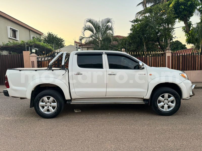 Big with watermark toyota hilux maputo maputo 23052