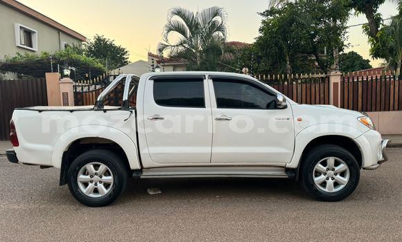 Comprar Usado Toyota Hilux Branco Carro em Maputo em Maputo Comprar Usado Toyota Hilux Branco Carro em Maputo em Maputo