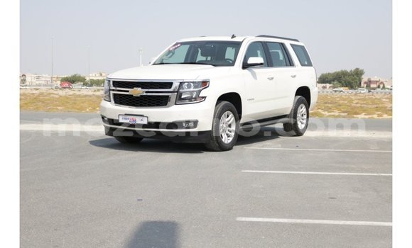Comprar Importar Chevrolet Tahoe Branco Carro em Import - Dubai em Cabo Delgado