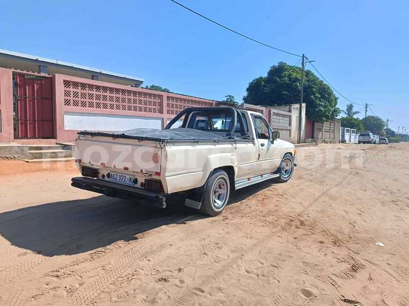 Big with watermark toyota hilux maputo maputo 23059