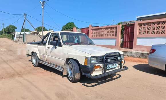 Comprar Usado Toyota Hilux Castanho Carro em Maputo em Maputo Comprar Usado Toyota Hilux Castanho Carro em Maputo em Maputo