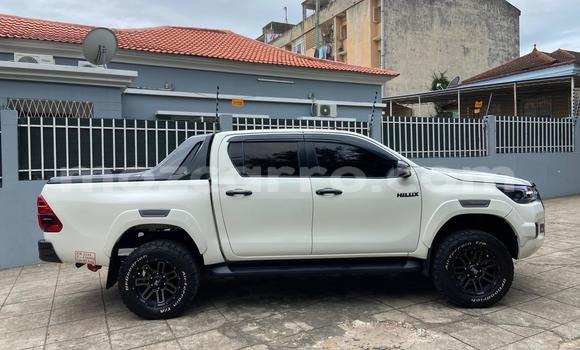 Nunua Ilio tumika Toyota Hiluxe Revo Nyeupe Gari ndani ya Maputo nchini Maputo Nunua Ilio tumika Toyota Hiluxe Revo Nyeupe Gari ndani ya Maputo nchini Maputo