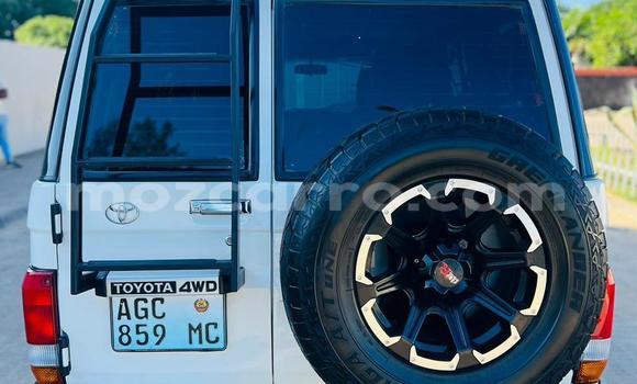 Buy Used Toyota Land Cruiser White Car in Maputo in Maputo Buy Used Toyota Land Cruiser White Car in Maputo in Maputo