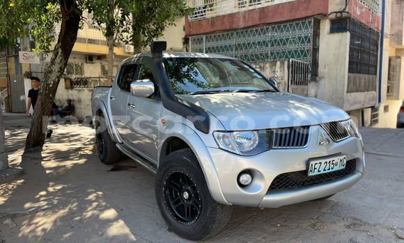 Tenga Tsaru Mitsubishi Triton Sirivha Mota in Maputo in Maputo