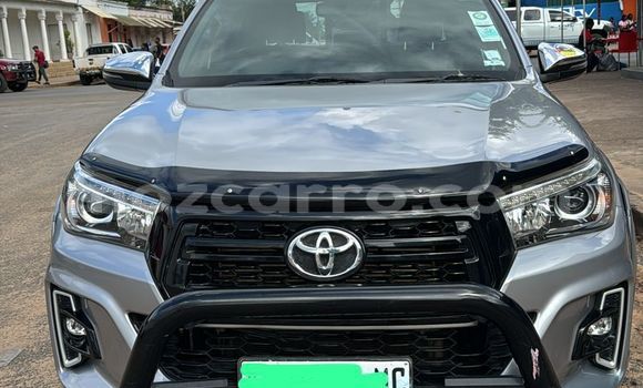 Tenga Tsaru Toyota Hiluxe Revo Sirivha Mota in Maputo in Maputo