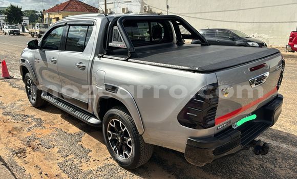 Comprar Usado Toyota Hiluxe Revo Prata Carro em Maputo em Maputo Comprar Usado Toyota Hiluxe Revo Prata Carro em Maputo em Maputo