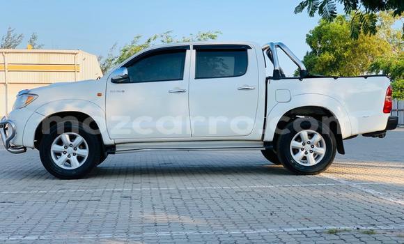 Comprar Usado Toyota Hilux Branco Carro em Maputo em Maputo Comprar Usado Toyota Hilux Branco Carro em Maputo em Maputo