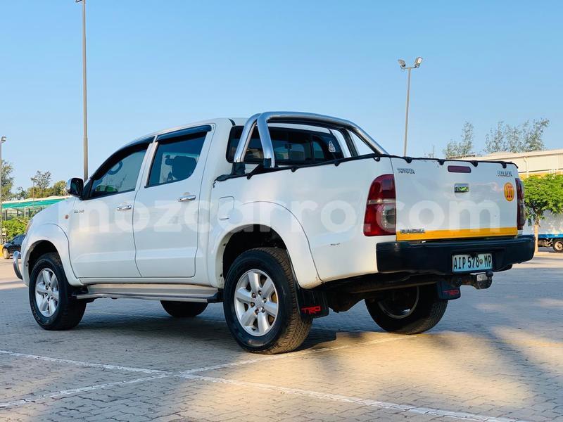 Big with watermark toyota hilux maputo maputo 23072