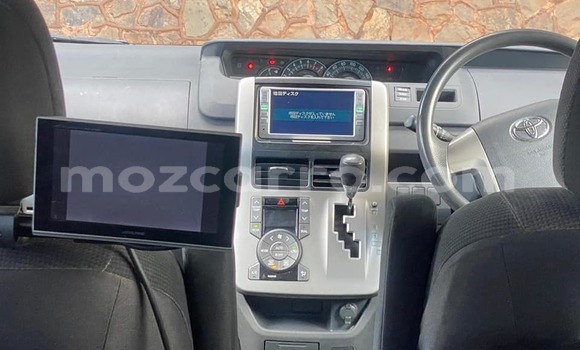 Comprar Usado Toyota Noah De outros Carro em Maputo em Maputo Comprar Usado Toyota Noah De outros Carro em Maputo em Maputo