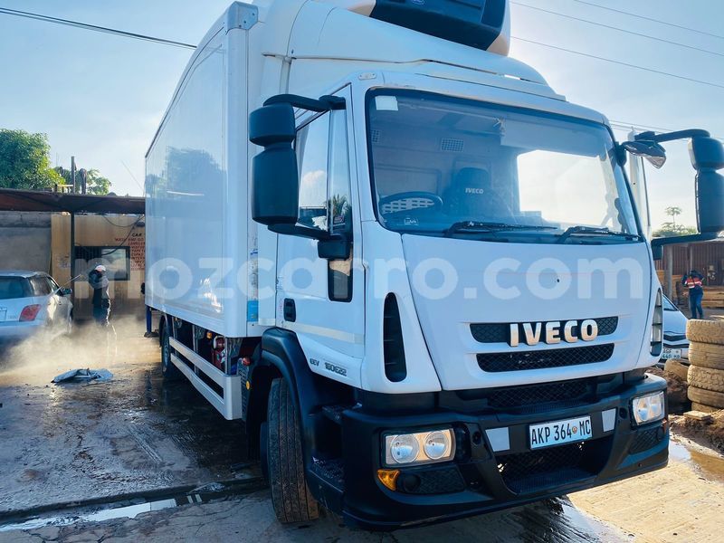 Big with watermark iveco massif maputo maputo 23114