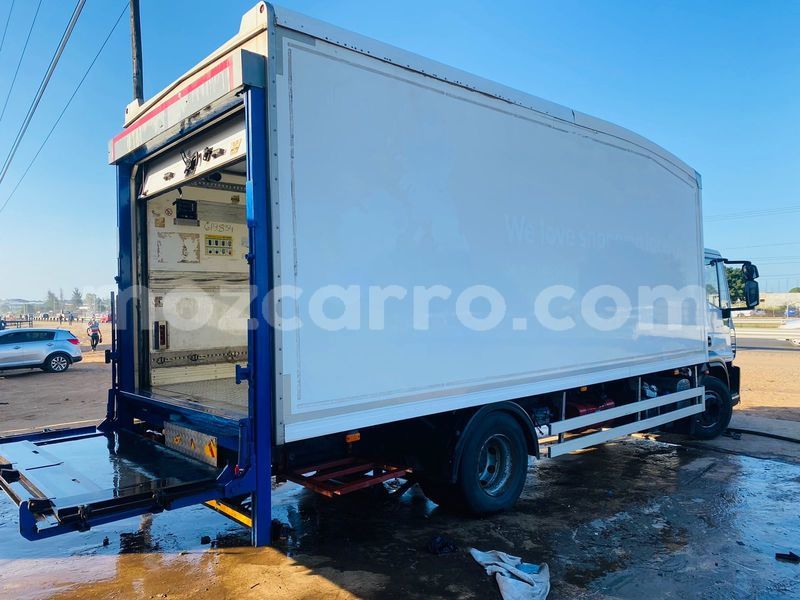 Big with watermark iveco massif maputo maputo 23114