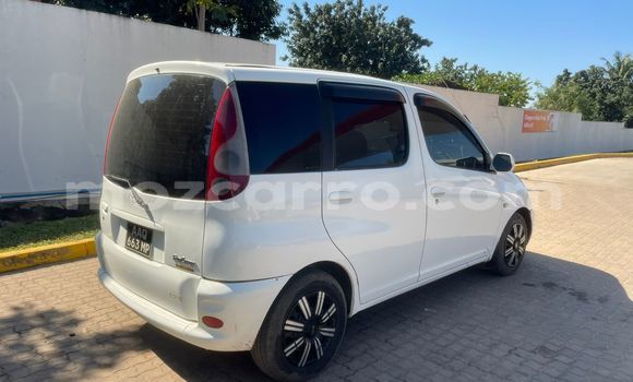 Buy Used Toyota FunCargo White Car in Maputo in Maputo Buy Used Toyota FunCargo White Car in Maputo in Maputo