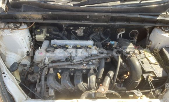 Buy Used Toyota FunCargo White Car in Maputo in Maputo Buy Used Toyota FunCargo White Car in Maputo in Maputo