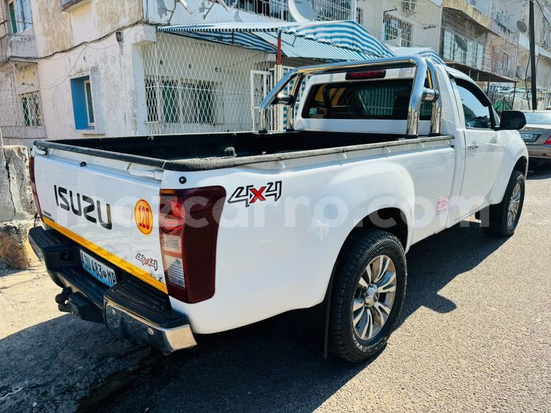 Big with watermark isuzu kb maputo maputo 23120