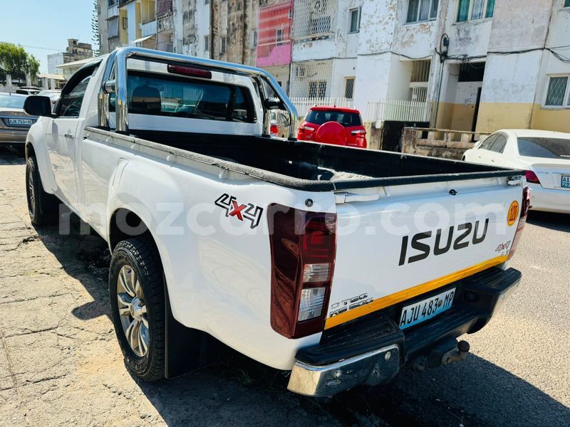 Big with watermark isuzu kb maputo maputo 23120