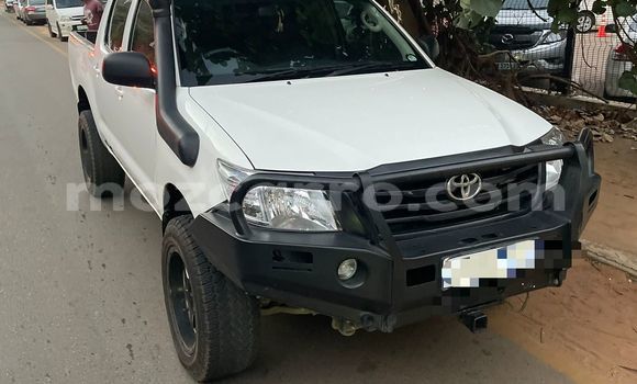 Comprar Usado Toyota Hilux Branco Carro em Maputo em Maputo Comprar Usado Toyota Hilux Branco Carro em Maputo em Maputo