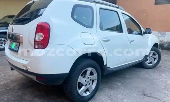 Buy Used Renault Duster White Car in Maputo in Maputo Buy Used Renault Duster White Car in Maputo in Maputo