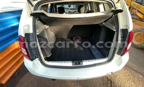 Tenga Tsaru Renault Duster Chena Mota in Maputo in Maputo Tenga Tsaru Renault Duster Chena Mota in Maputo in Maputo