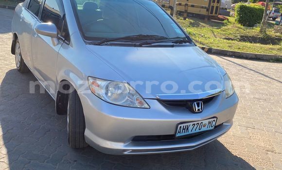 Comprar Usado Honda Fit Aria De outros Carro em Maputo em Maputo Comprar Usado Honda Fit Aria De outros Carro em Maputo em Maputo