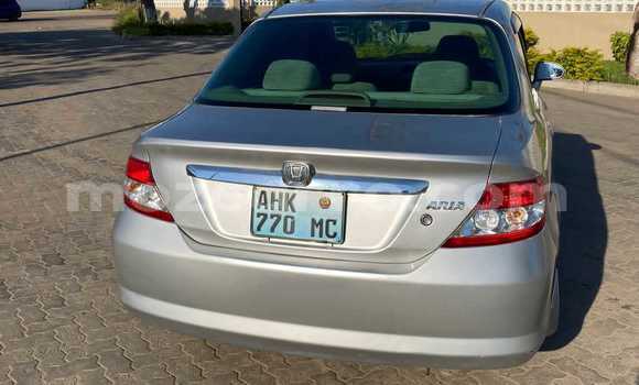 Comprar Usado Honda Fit Aria De outros Carro em Maputo em Maputo Comprar Usado Honda Fit Aria De outros Carro em Maputo em Maputo