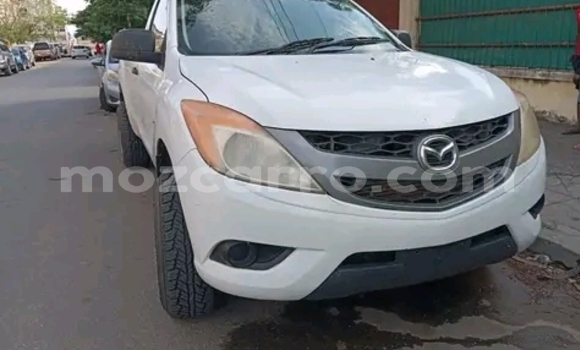 Buy Used Mazda BT-50 White Car in Maputo in Maputo Buy Used Mazda BT-50 White Car in Maputo in Maputo