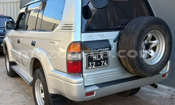 Buy Used Toyota Land Cruiser Prado Beige Car in Maputo in Maputo Buy Used Toyota Land Cruiser Prado Beige Car in Maputo in Maputo