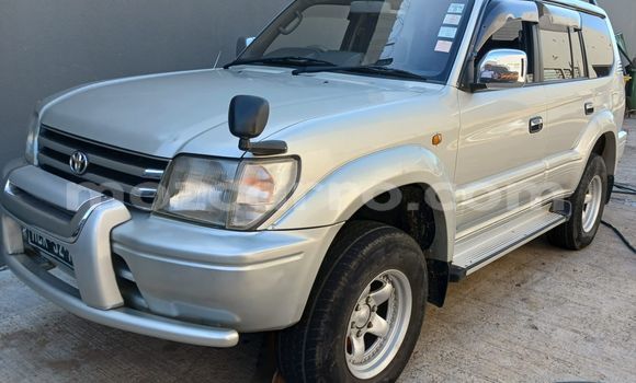 Buy Used Toyota Land Cruiser Prado Beige Car in Maputo in Maputo Buy Used Toyota Land Cruiser Prado Beige Car in Maputo in Maputo