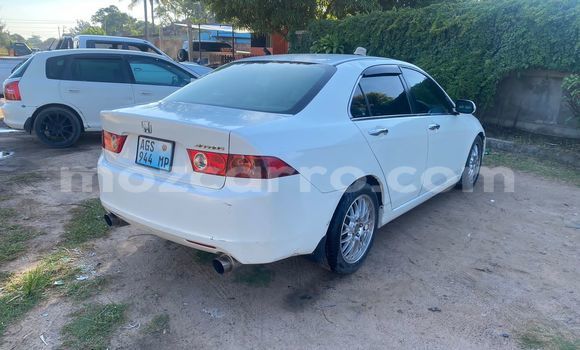 Buy Used Honda Accord White Car in Maputo in Maputo Buy Used Honda Accord White Car in Maputo in Maputo