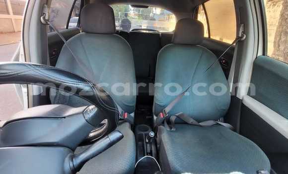 Nunua Ilio tumika Toyota Vitz Nyeupe Gari ndani ya Maputo nchini Maputo Nunua Ilio tumika Toyota Vitz Nyeupe Gari ndani ya Maputo nchini Maputo