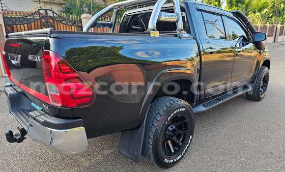 Comprar Usado Toyota Hiluxe Revo Preto Carro em Maputo em Maputo Comprar Usado Toyota Hiluxe Revo Preto Carro em Maputo em Maputo