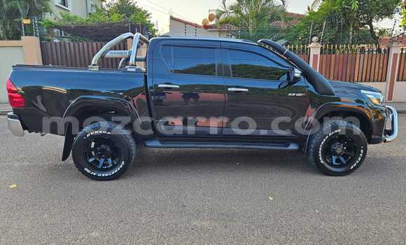 Comprar Usado Toyota Hiluxe Revo Preto Carro em Maputo em Maputo Comprar Usado Toyota Hiluxe Revo Preto Carro em Maputo em Maputo