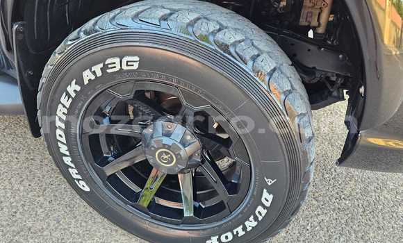 Comprar Usado Toyota Hiluxe Revo Preto Carro em Maputo em Maputo Comprar Usado Toyota Hiluxe Revo Preto Carro em Maputo em Maputo